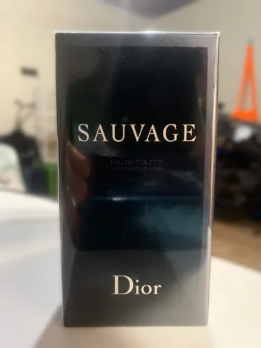 Perfume Christian Dior Sauvage Eau De Toilette 100 ml
