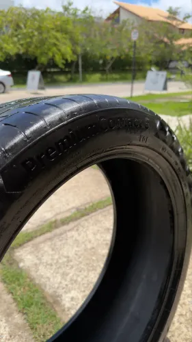 Pneu continental 235/45 r19 - JEEP COMPASS OU COMANDER