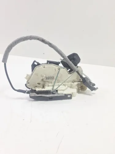 Fechadura Eletrica Porta Dianteira Esquerda Vw Jetta Golf