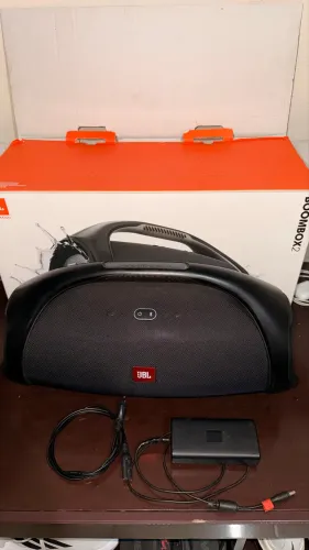 JBL Boombox 2