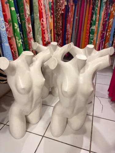 Manequins