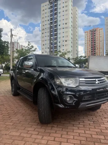 Mitsubishi L200 Triton HPE 3.2 CD TB Int.diesel MEC 2015
