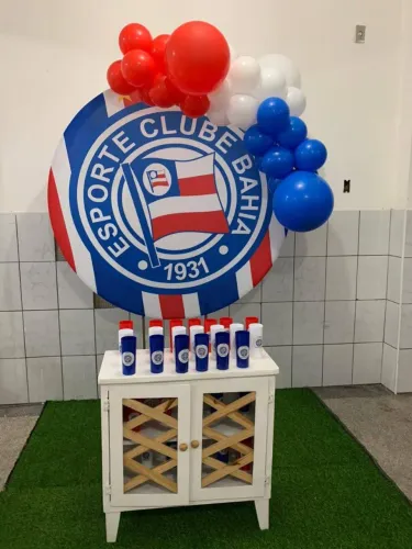 Itens para decoração para festas.