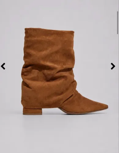 Bota Camel n. 35 Nova (nunca usada)