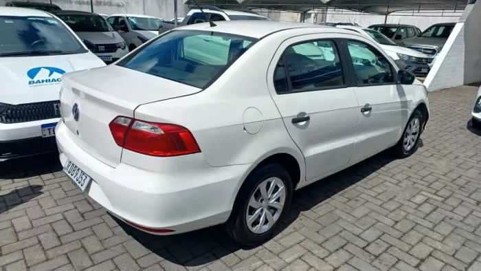 Volkswagen Voyage 1.0 Flex 12V 4P 2022