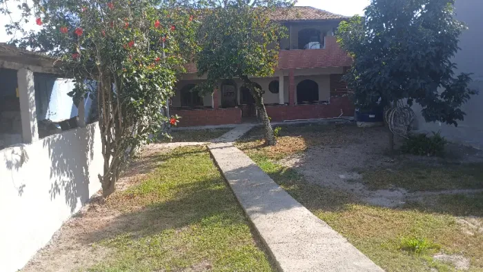 Alugo Casa 2 Quartos em Itaipuaçu