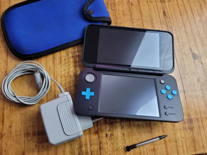 New Nintendo 2DS (3ds) XL
