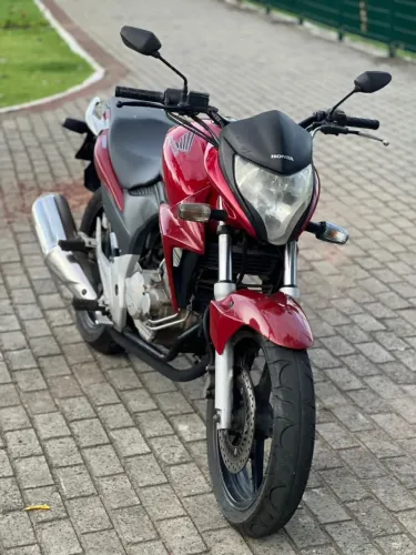 Vendo ou troco Cb 300r