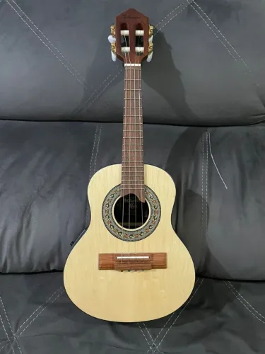 Cavaquinho Giannini Série Raiz Eletroacústico