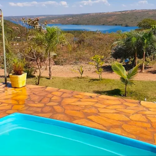 Contrata-se Caseiro/Casal para Rancho no Lago Corumbá IV (Luziânia)