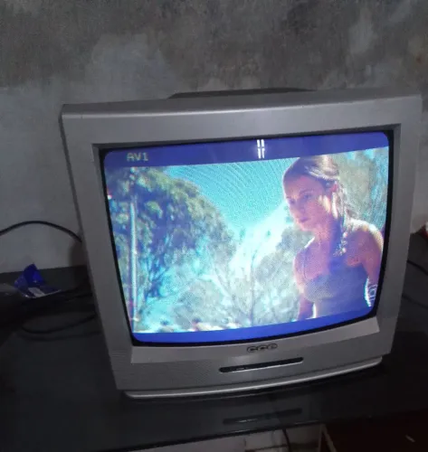 TV CCE 14 