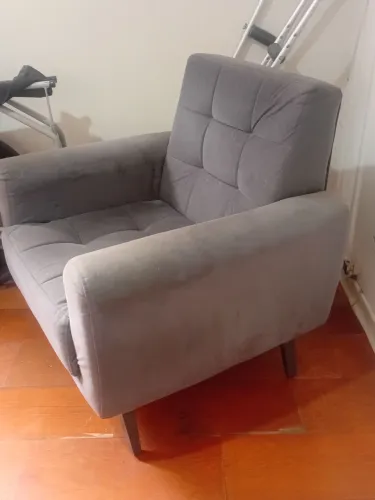 Vendo Sofá, Novo, 1 lugar  Cinza.