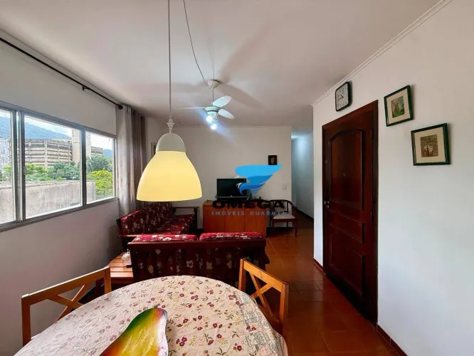 Apartamento à venda na praia das Pitangueiras no Guarujá I Omega Imoveis