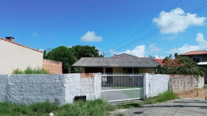 CASA RESIDENCIAL em LAGUNA - SC, Progresso