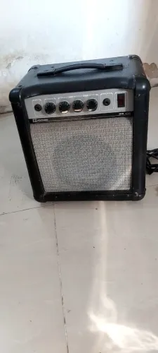 Amplificador Meteoro Thor 30 Cb 30w Para Baixo.