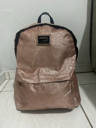Mochila UP4YOU Glitter Rosa coleção com Larissa Manoela