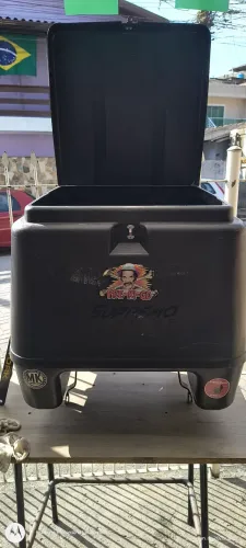 BAÚ PRA MOTO PRO TORK 135L COM SUPORTE.