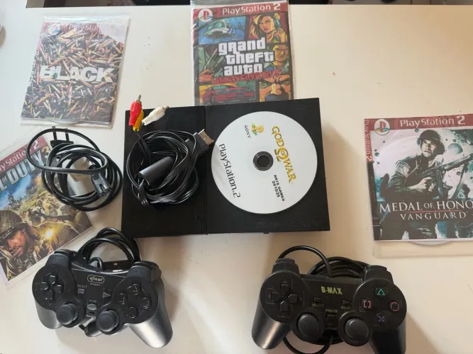 Ps2 Slim com jogos pouco uso