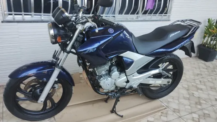 Vendo minha Yamaha Fazer 250, 2008 azul 