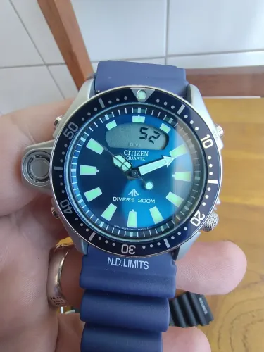 Citizen Aqualand azul com 2 pulseiras,novo