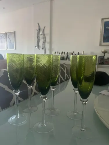 Conjunto Taças Trabalhadas para Espumantes e Champanhes (Novas)