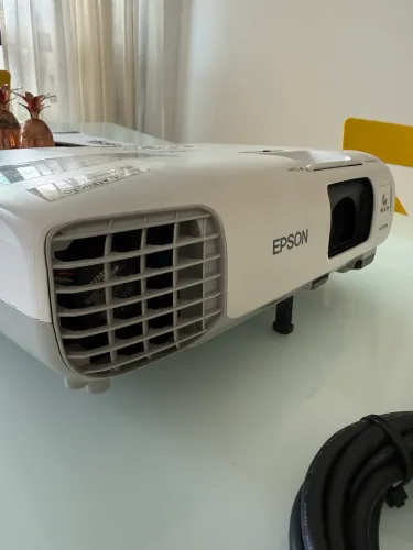 Vendo projetor Epson Powerlite S27