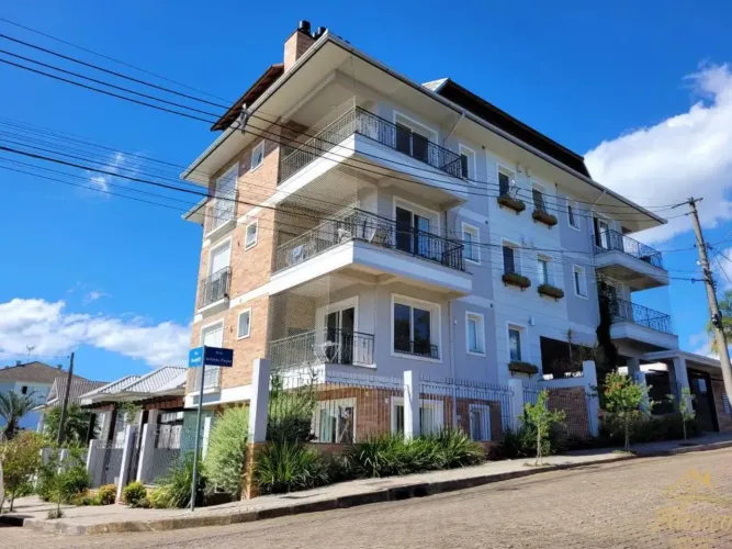 Apartamento à venda com três dormitórios, sendo um suíte. Bairro Pousada da Neve, Nova Pet