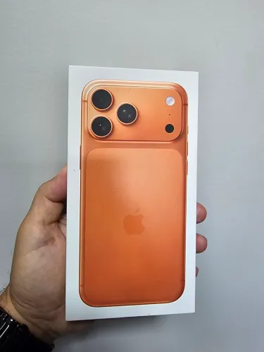 IPhone ProMax 17- 256 gb