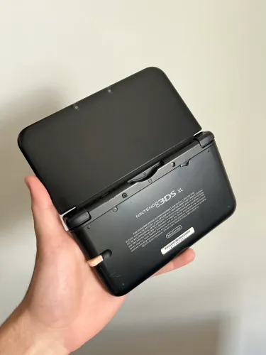 Nintendo 3DS XL - Preto