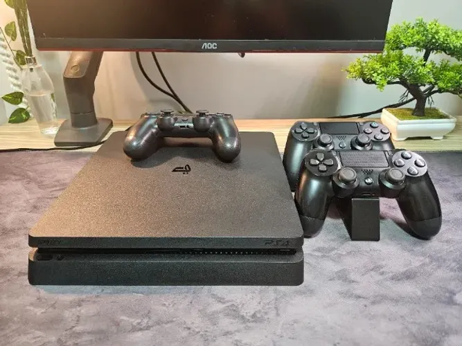 PS4 Slim Desbloqueado