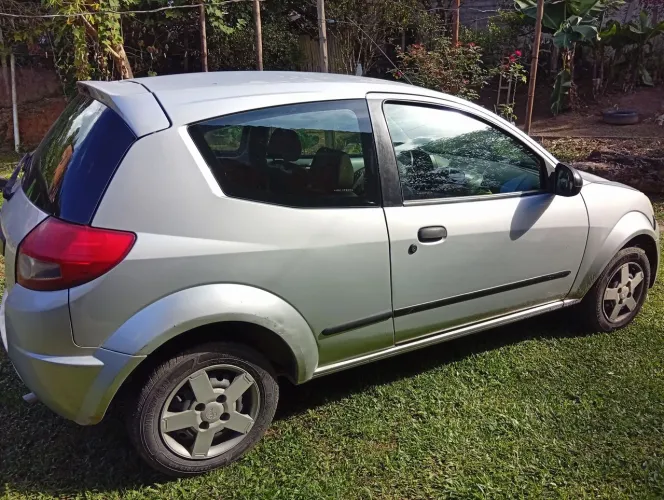 Ford KA 1.0 Tecno 8V Flex 3P 2010