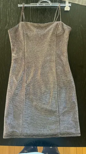 Vestido Brilhoso Forever 21