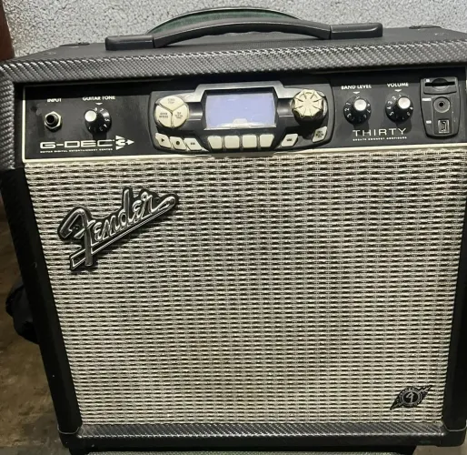 Caixa Fender G-DEC3 80W