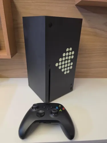 *Xbox Series X* Seminovo Aparelho, Cabos e Controle
