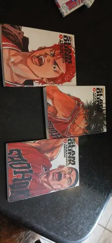 Mangás Slam Dunk volumes 1 ao 3