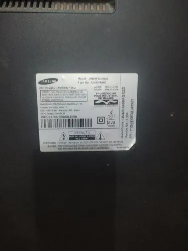 02 tvs 39 e 40 polegadas pra retirar peças 