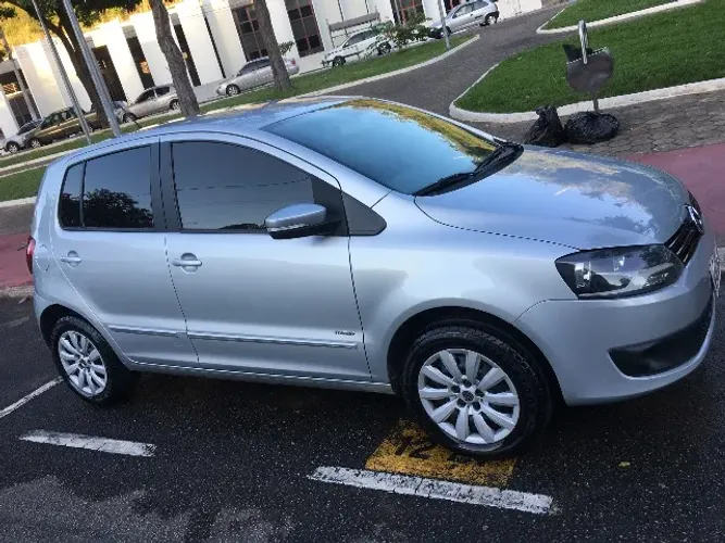Volkswagen Fox 1.0 MI Total Flex 8V 5P 2010