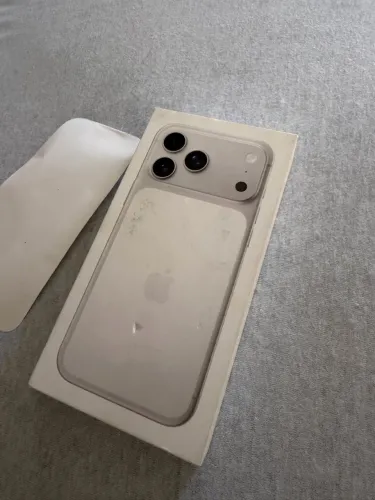 iPhone 17 pro Max
