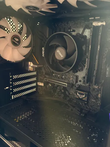 PC Gamer Ryzen 5 5600GT + Monitor Gamer AOC 100Hz