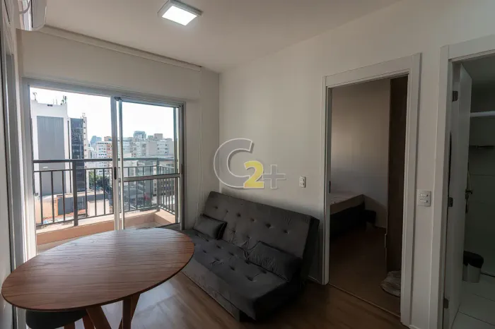 Apartamento mobiliado à venda em Pinheiros com 2 quartos, sem vaga