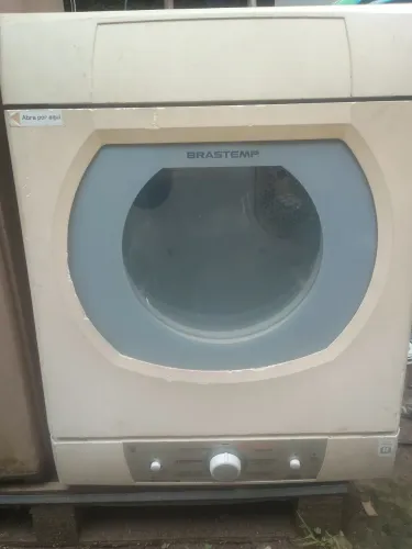 Secadora de roupas brastemp