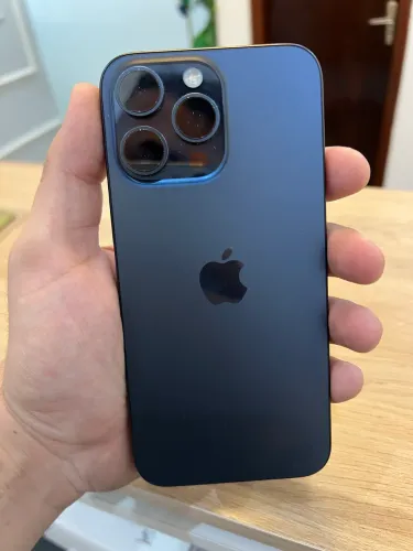 iPhone 15 pro Max garantia Apple
