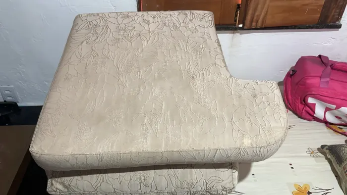Sofá dois lugares