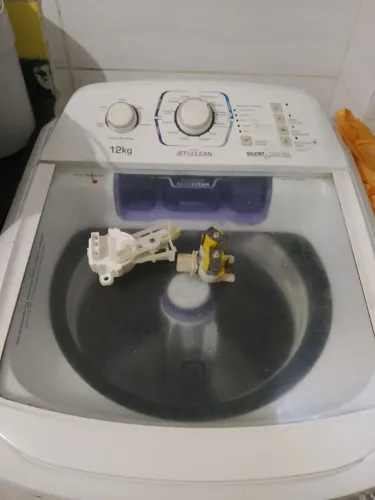 Vendo máquina de lavar roupa