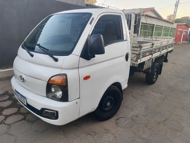 Hyundai HR 2.5 TCI Diesel (rs/rd) 2014