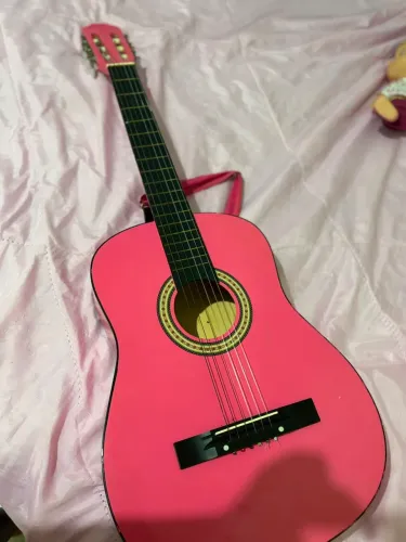 Violão rosa