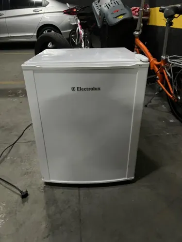 Frigrobar Eletrolux