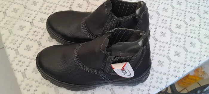 Bota nova ninca usada n 35 !