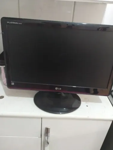 Monitor LG e 2050tv