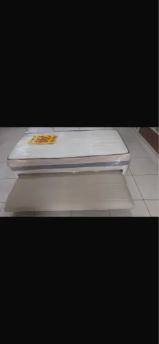 Cama de solteiro luxo  auxiliar bem Alcochoado apenas 650,00